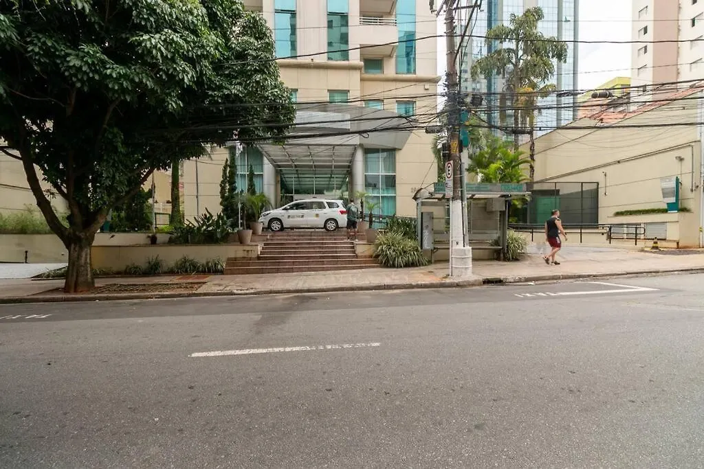 Lindo Flat Em Pinheiros Na Rua Oscar Freire E Proximo Hospital Das Clinicas Sao Paulo Brazil