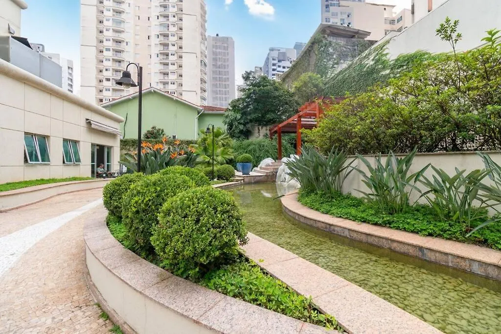 Lindo Flat Em Pinheiros Na Rua Oscar Freire E Proximo Hospital Das Clinicas São Paulo 0*,  Brasil